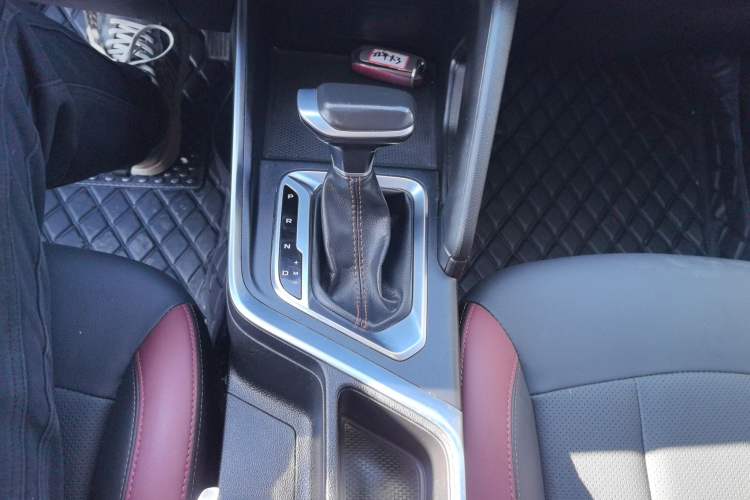 Used Geely Auto Vision X3 2021 PRO 1.5L CVT Deluxe Model
