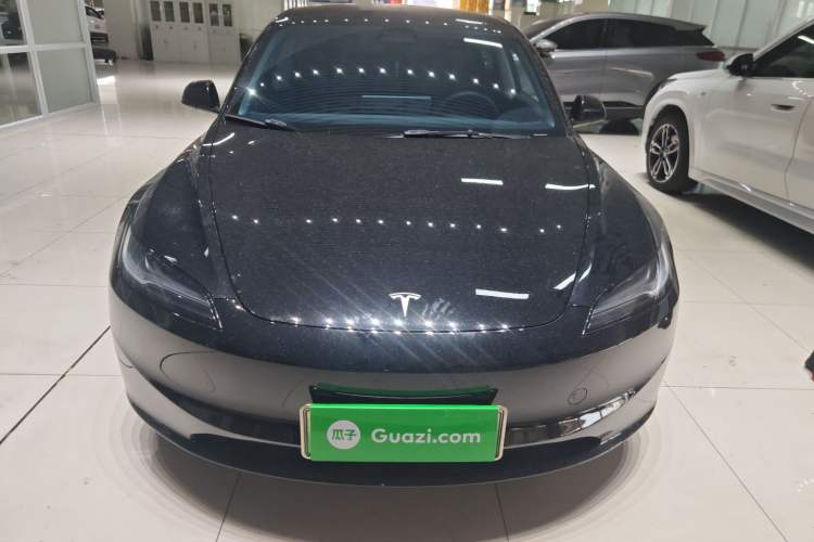 Used Tesla Model 3 2023 Long-Range All-Wheel-Drive Version
