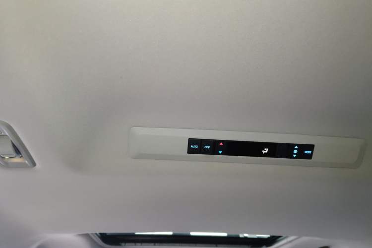 Used Toyota Sienna 2021 2.5L Hybrid Comfort Edition