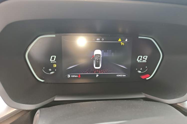 Used MG 5 2022 180 DVVT CVT Youth Luxury Edition
