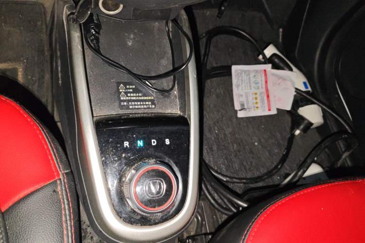 Used Oshan Benni E-Star 2021 National Edition Xin Yue Version (Fast-Charging Edition) Lithium Iron Phosphate (31.95 kWh)