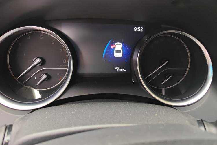 Used Toyota Camry 2021 2.0G Luxury Edition