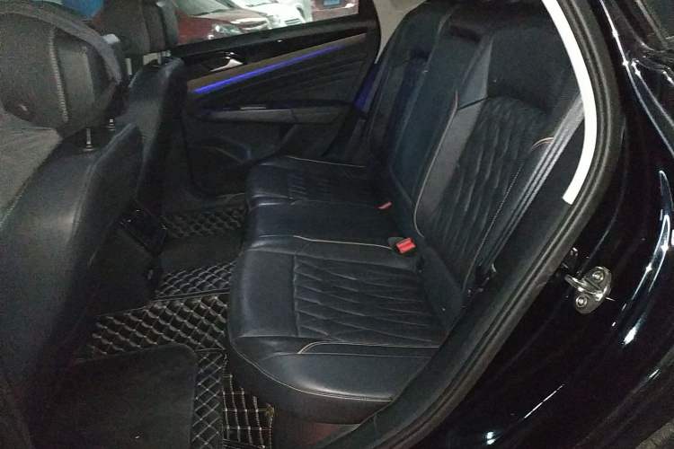 Used Volkswagen Passat 2019 380TSI Luxury Edition China VI Standard
