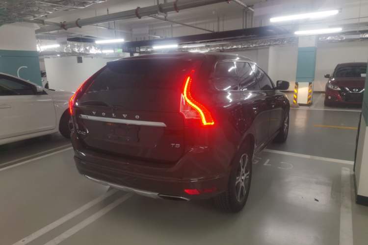 Used Volvo XC60 2014 T5 Zhiyi Edition
