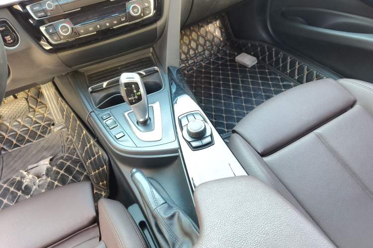 Used BMW 3 Series 2018 320Li Fashion Model
