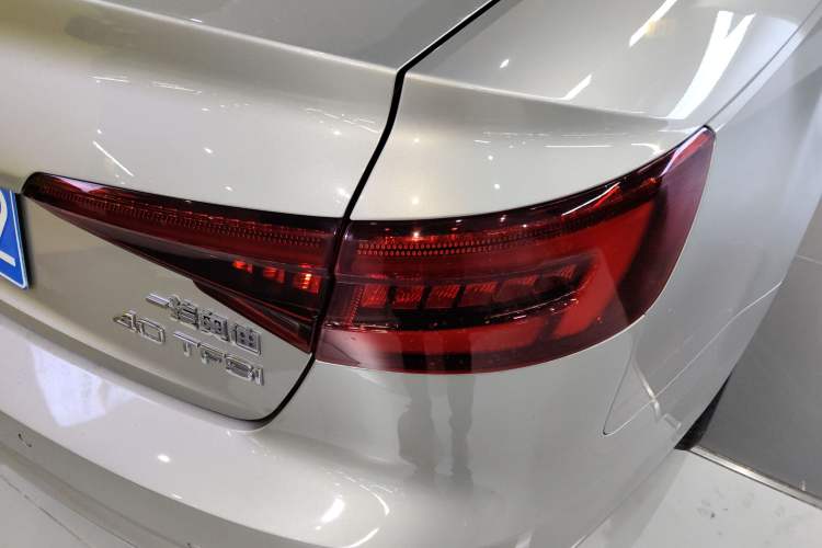 Used Audi A4L 2018 30th Anniversary Edition 40 TFSI Trendy Model
