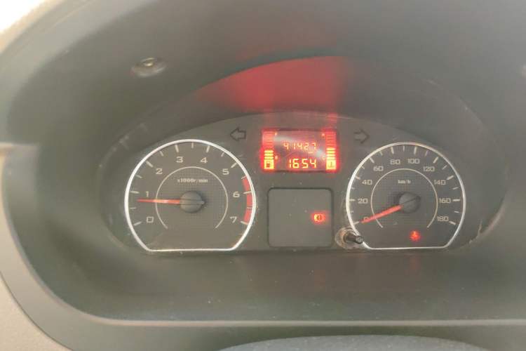 Used Wuling Rongguang V 2016 1.5L Practical Version
