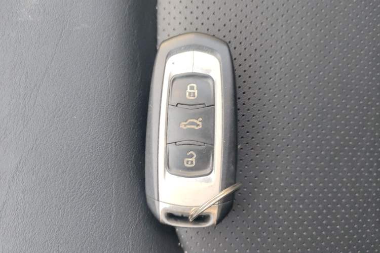 Used Geely Auto Emgrand GS 2016 Sport Edition 1.3T Automatic LingShang Model
