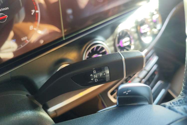 Used Mercedes-Benz E-Class 2019 E 200 L Sport Edition
