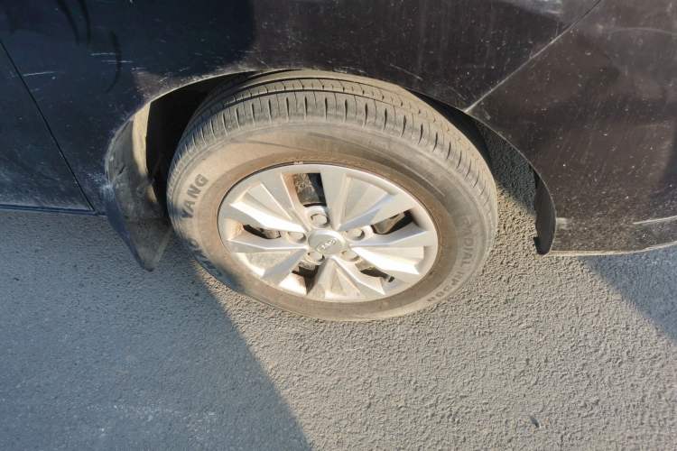 Used  M3 2022 1.8L 7-seat Standard Edition
