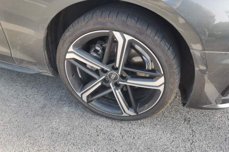 Used Audi A4L 2024 40 TFSI Luxury Dynamic Edition
