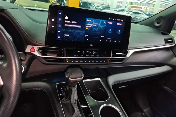 Used Toyota Sienna 2021 2.5L Hybrid Platinum Edition