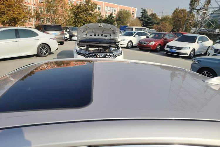 Used Toyota Camry 2021 2.0G Luxury Edition
