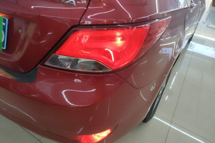 Used Hyundai Verna (older generation) 2014 1.4L Automatic Smart GLS
