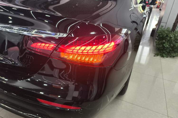 Used Mercedes-Benz E-Class 2023 E 300 L Stylish Model
