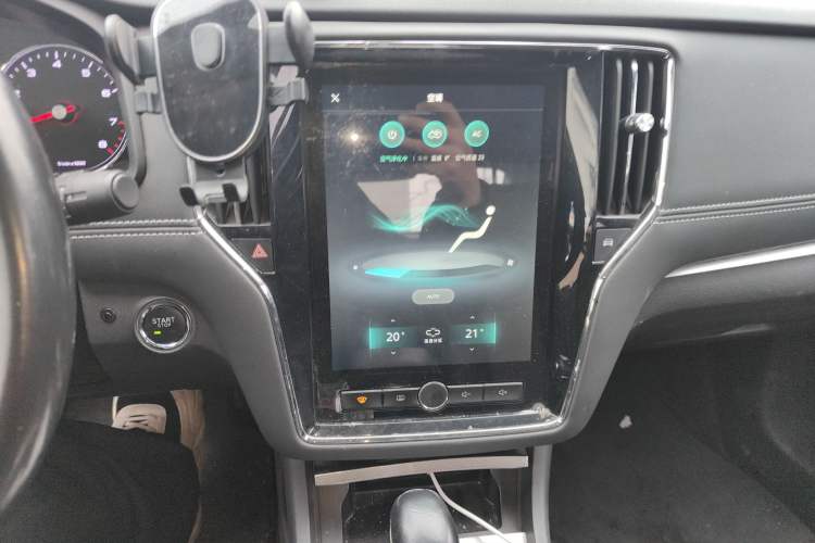 Used Roewe i6 2017 20T Automatic Internet Smart Edition