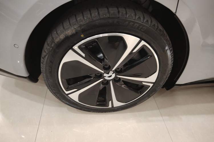 Used Nio ET5T 2025 75 kWh Touring