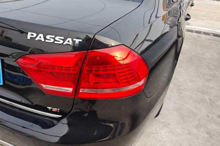Used Volkswagen Passat 2015 1.8TSI DSG Prestige Edition
