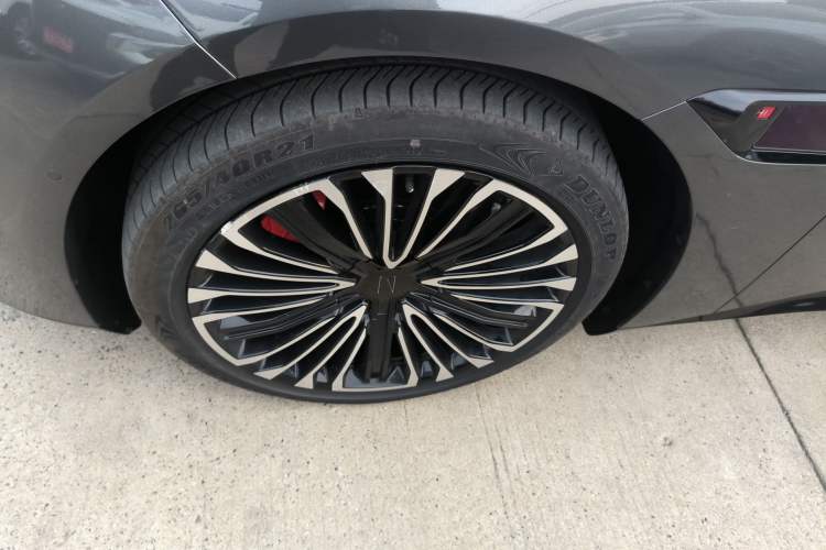 Used  12 2025 Ultra Extended-Range Edition
