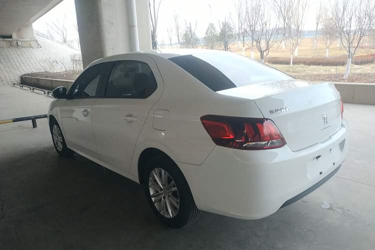 Used Peugeot 301 2018 1.6L Manual Comfort Edition
