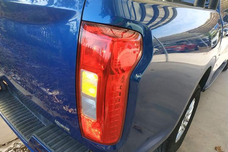 Used Great Wall Poer 2019 2.0T Commercial Version Manual Diesel 4x4 Elite Standard Box GW4D20M
