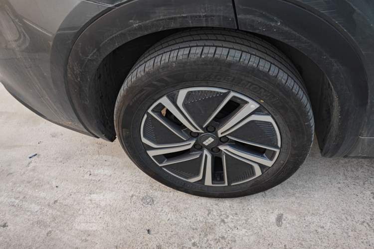 Used  Galaxy Xingjian 7 EM-i 2025 120km Exploration+ Version
