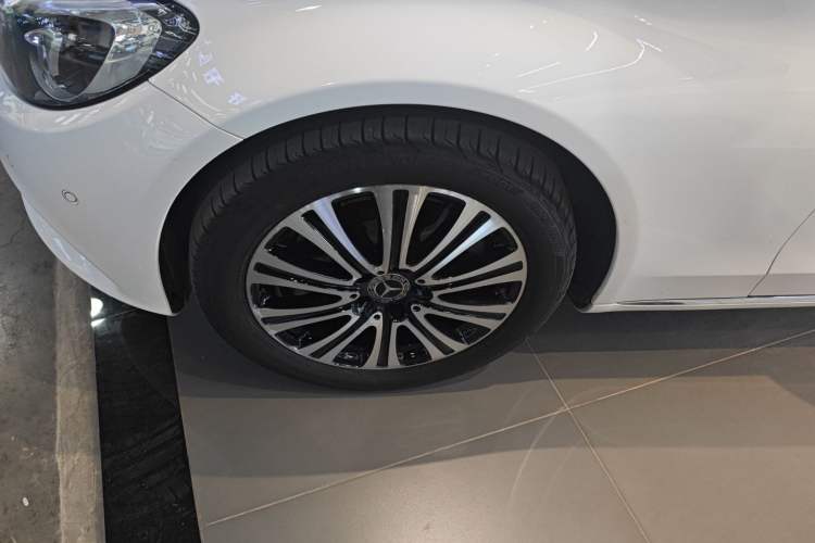 Used Mercedes-Benz C-Class 2018 C 200 L
