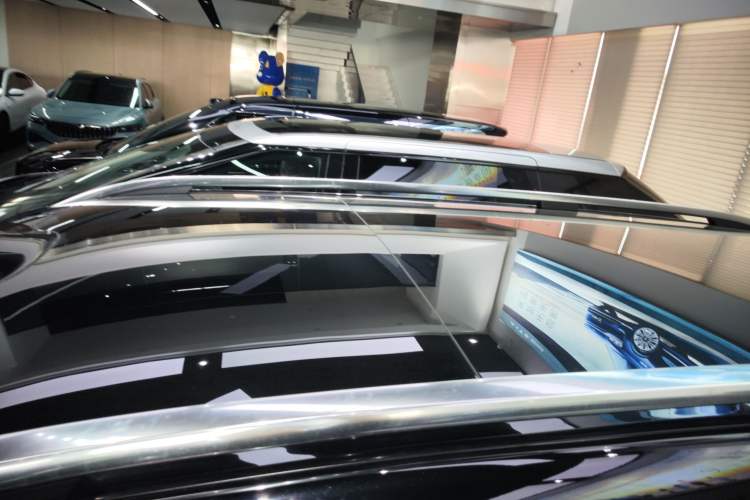 Used Hima AITO M9 2024 Range-Extended Ultra Version 42 kWh 6-Seater Model
