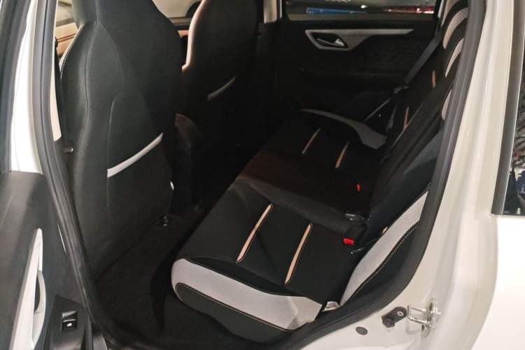 Used SOL E10X 2021 302 km Range Luxury Version 30.2 kWh
