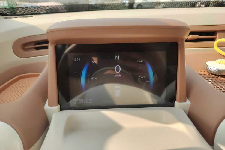 Used Bestune Pony 2026 222km Colorful Horse