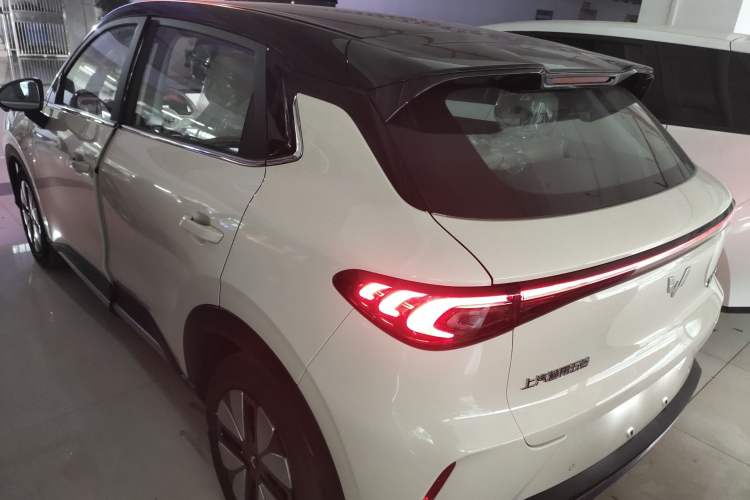 Used Wuling Bingo S 2025 Model 430km Deluxe Edition