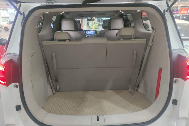 Used Buick GL8 2023 ES Lu Zun Comfort Model