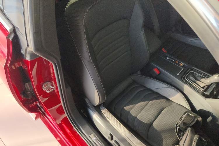 Used Volkswagen FAW-Volkswagen CC 2019 330TSI Glamour Edition China V Standard
