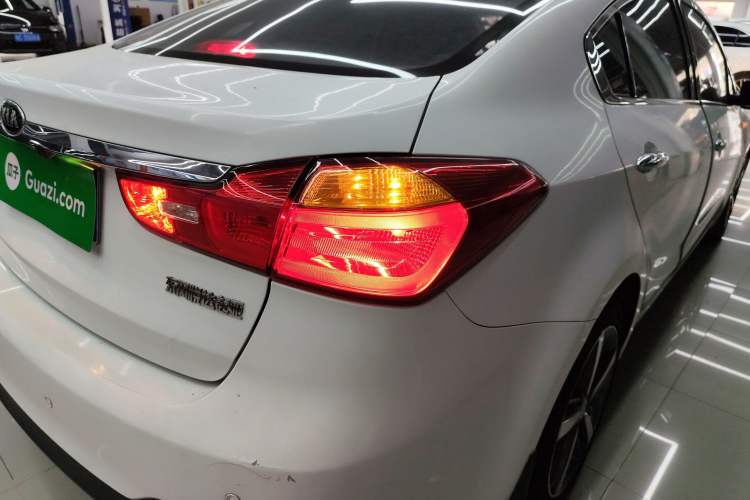 Used Kia K3 2015 1.6L Manual GL