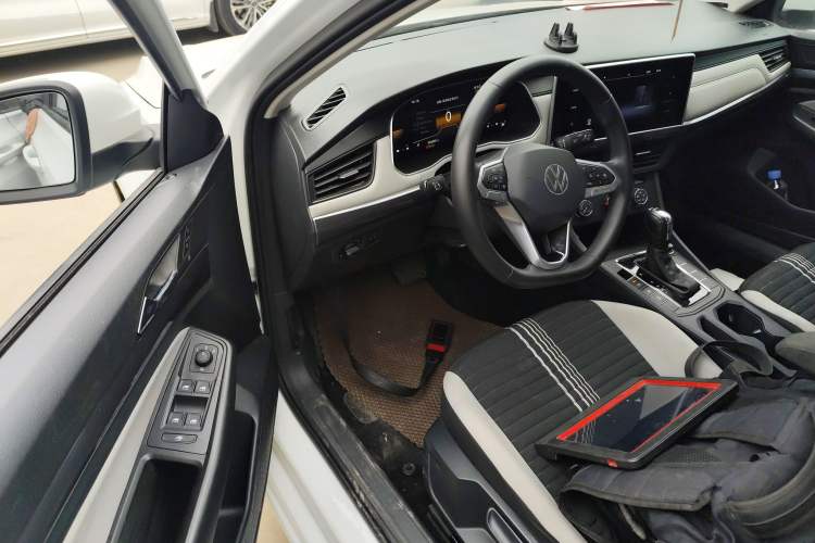 Used Volkswagen Bora 2024 200TSI DSG Comfort Edition
