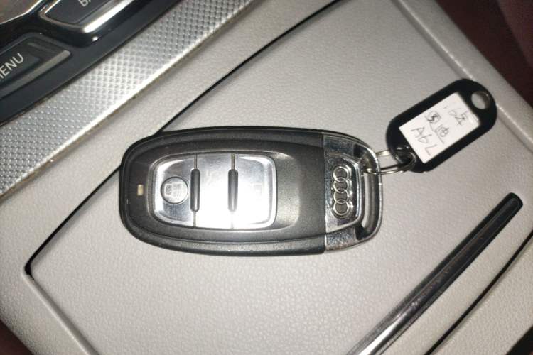 Used Audi A6L 2014 30 FSI Technology Model
