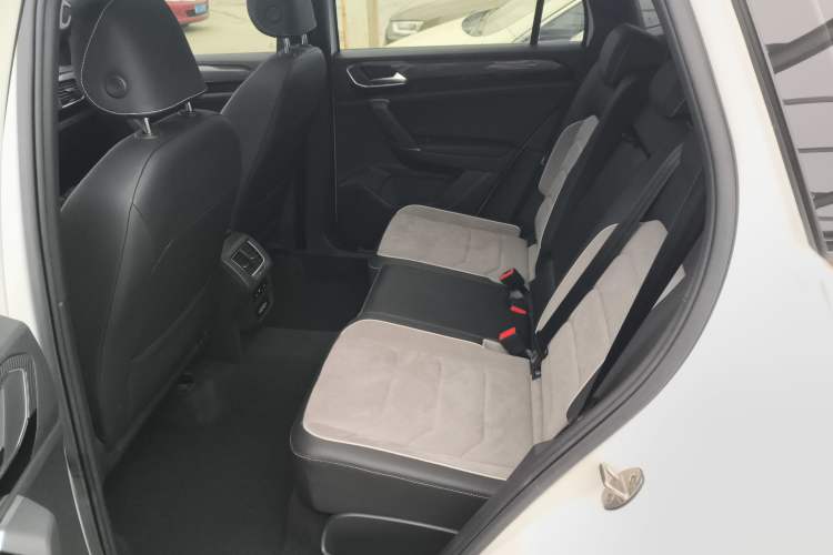 Used Volkswagen Tayron 2019 380TSI Four-Wheel Drive R-Line China VI-standard
