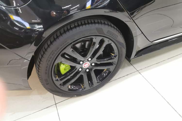 Used Jaguar XEL 2024 2.0T 250 PS R-DYNAMIC S Advanced Sport Edition
