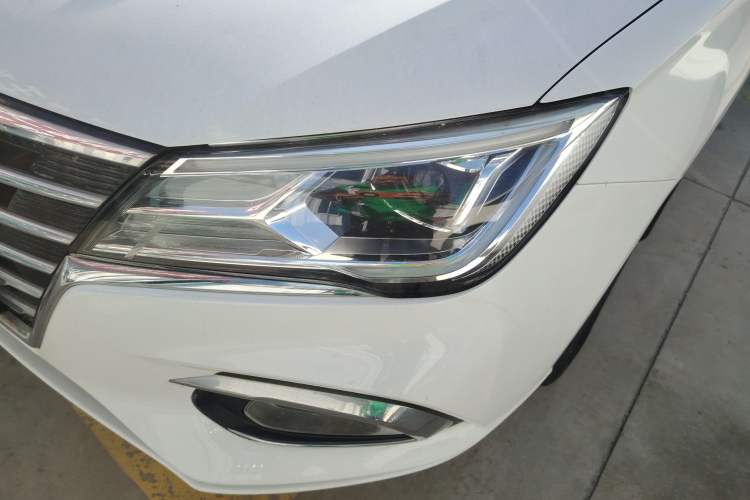 Used Roewe i5 2019 1.5L Automatic 4G Connected Langhao Edition

