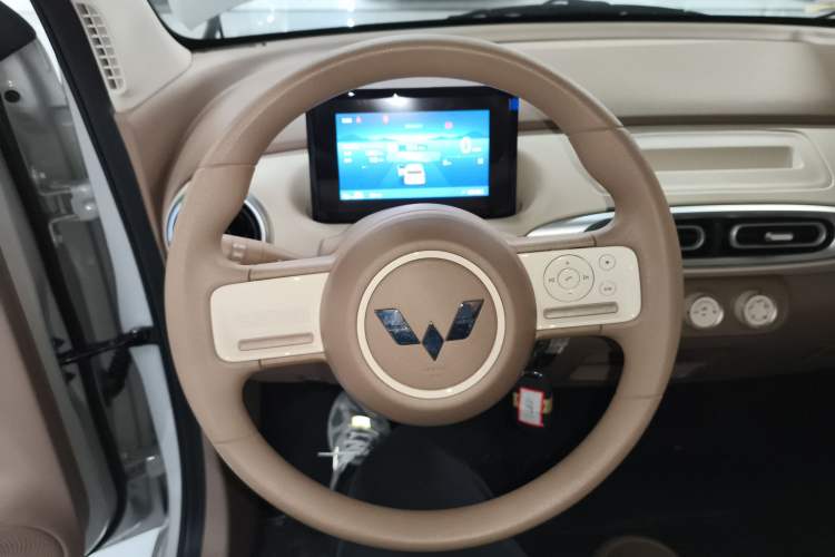 Used Wuling Hongguang MINIEV 2025 Four-Door Version Advanced Edition