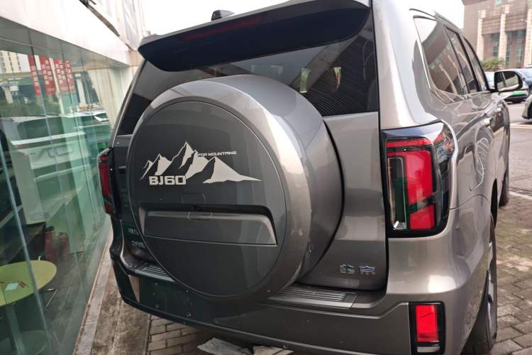 Used  BJ60 Leiting 2024 Magic Electric Drive Advanced Version 7 Seats
