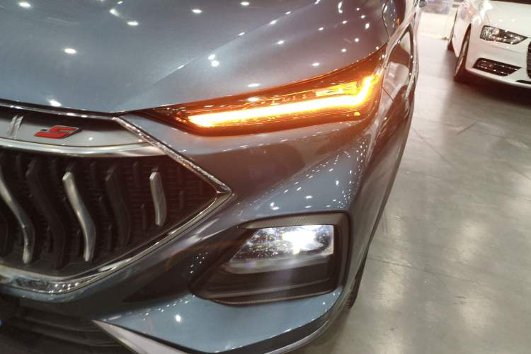 Used Oshan X5 2021 1.5T DCT Prestige Edition
