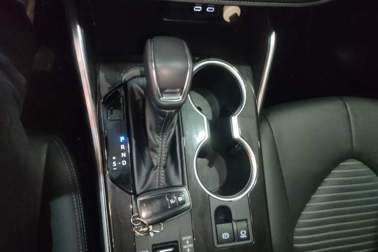 Used Toyota Crown Kluger 2023 2.5L HEV Four-Wheel Drive Luxury Edition
