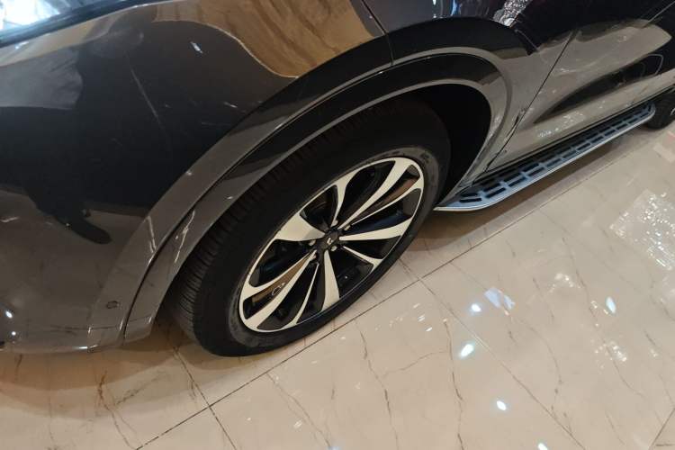 Used Li Auto ONE 2020 Extended-Range 6-Seater Version
