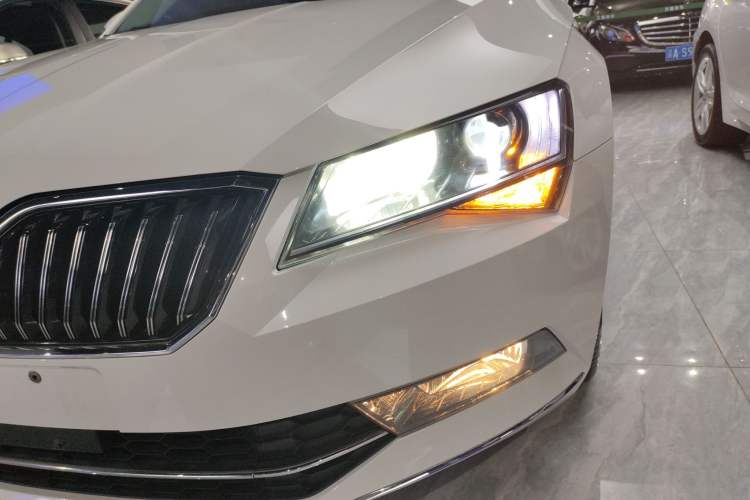 Used Skoda Superb 2018 TSI280 DSG Comfort Edition China V Standard
