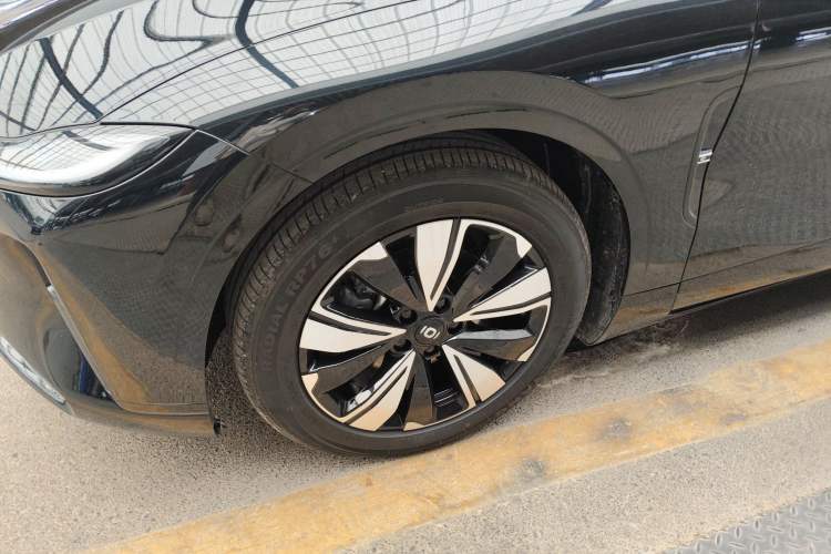 Used  A07 2025 Range-Extended "True Fragrant" Edition 230 Luxury Version
