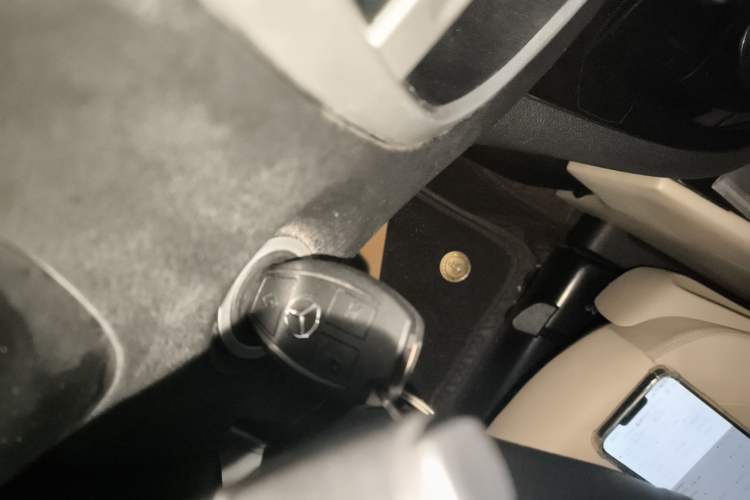 Used Mercedes-Benz Vito 2021 2.0T Elite Version 7 Seats
