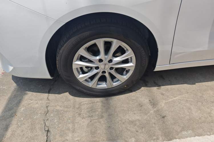 Used Roewe i5 2023 1.5L CVT Luxury Edition
