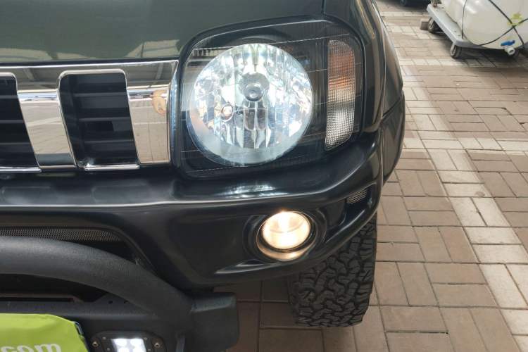Used Suzuki Jimny 2015 1.3 AT JLX
