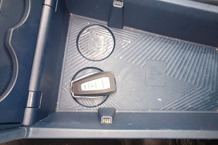 TDK.VehicleDetails.img